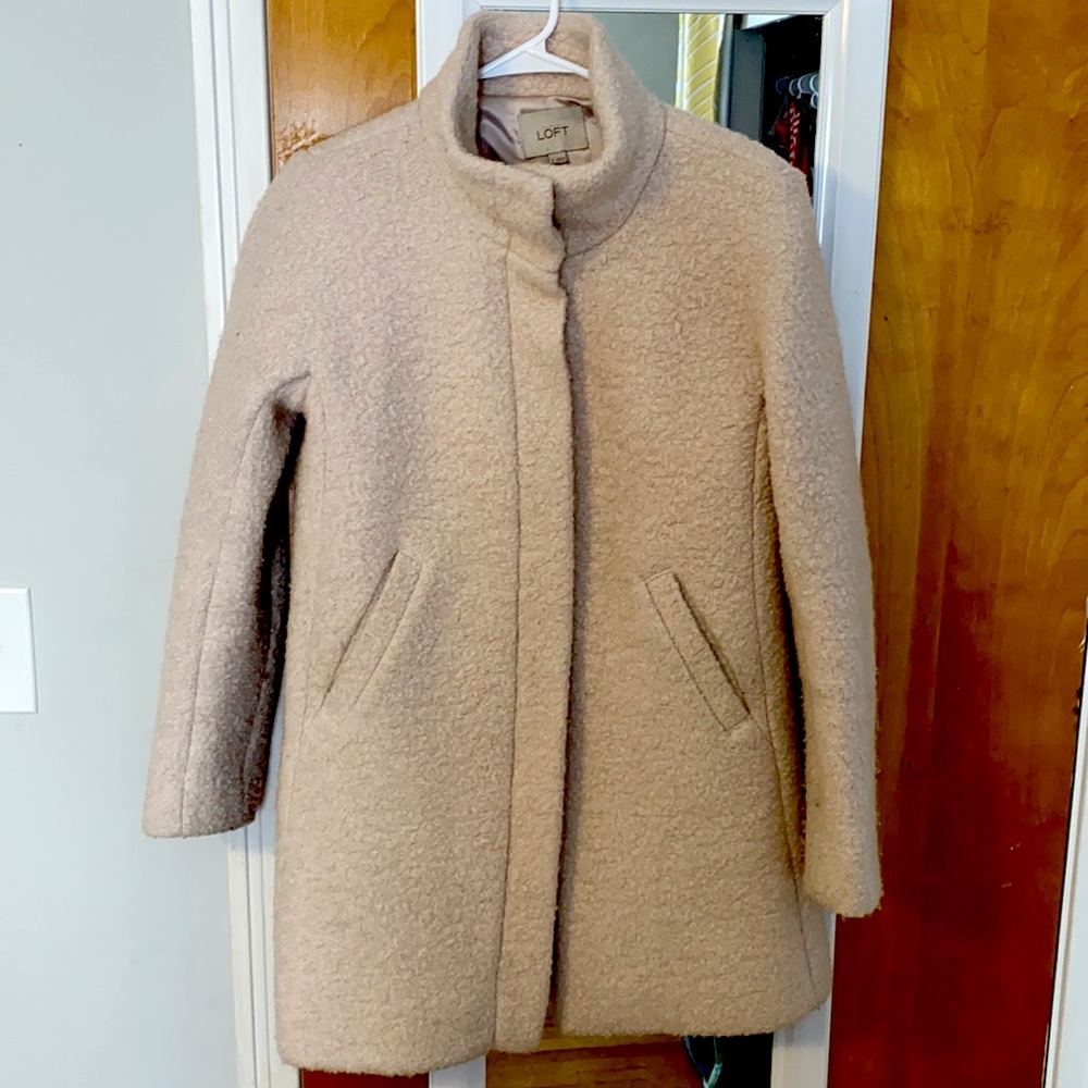 Peak coat